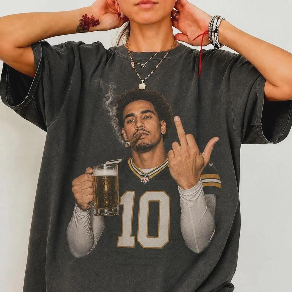 Funny Jordan Love Green Bay Packers NFL Football Graphic Game Day Gift